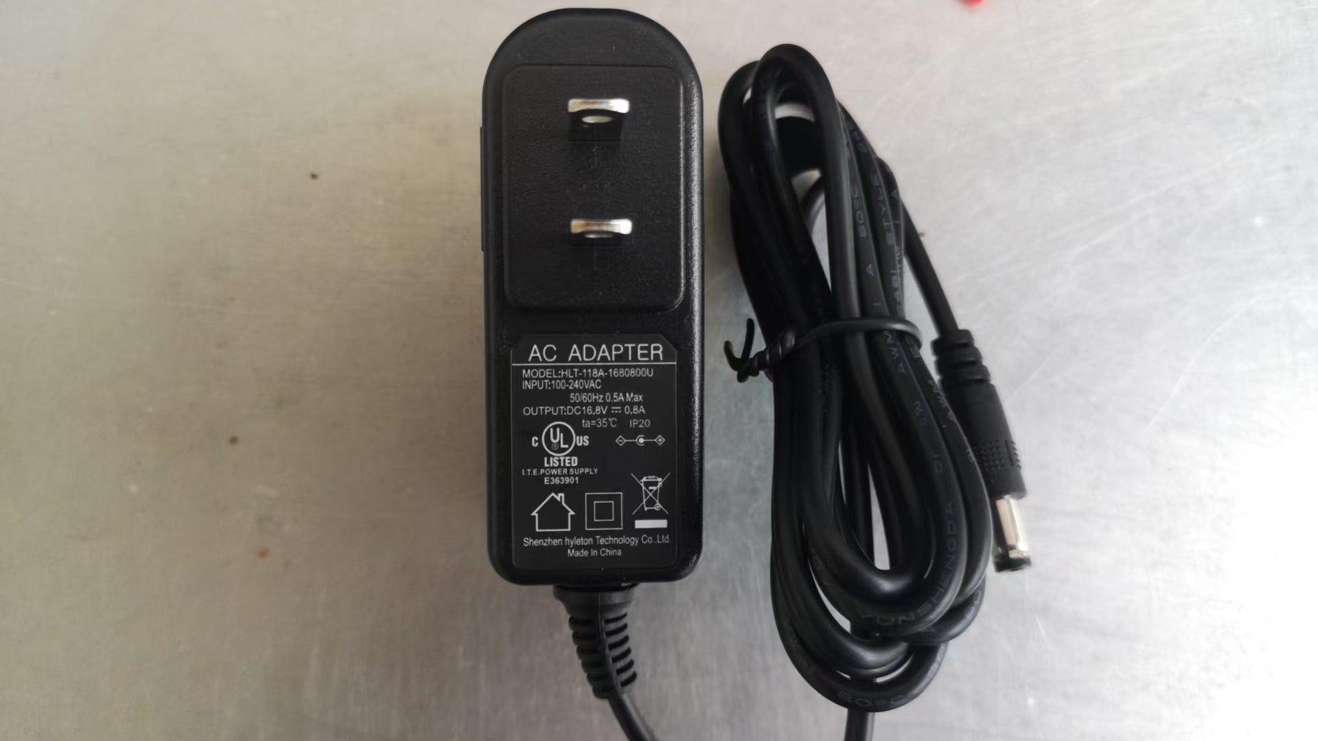 16.8V0.8A Charger-DC head 5.5*2.5, for "Skateboard for Kids and Teens"