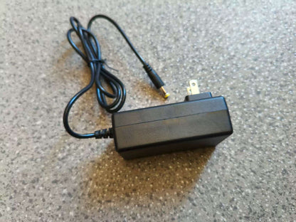 25.2V 1A Charger-DC head 5.5*2.5, for C6 Children's Scooter & Kids Motorcycle